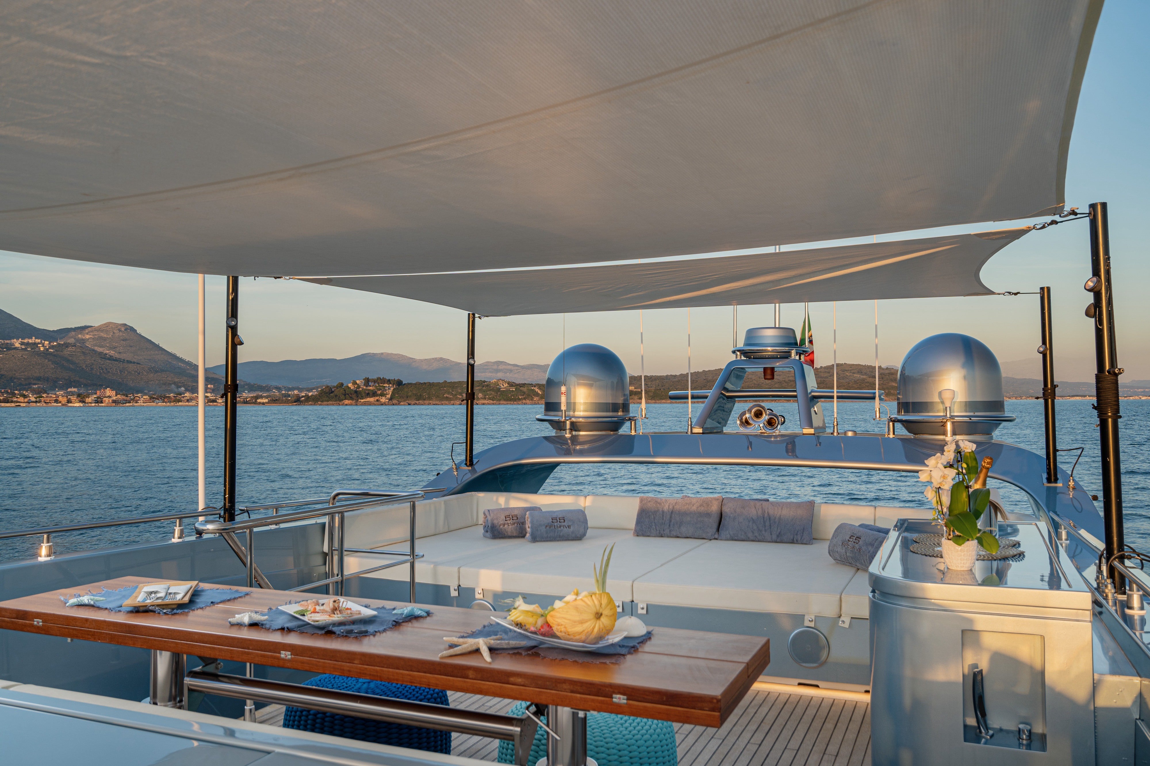 weekend yacht charter Cannes