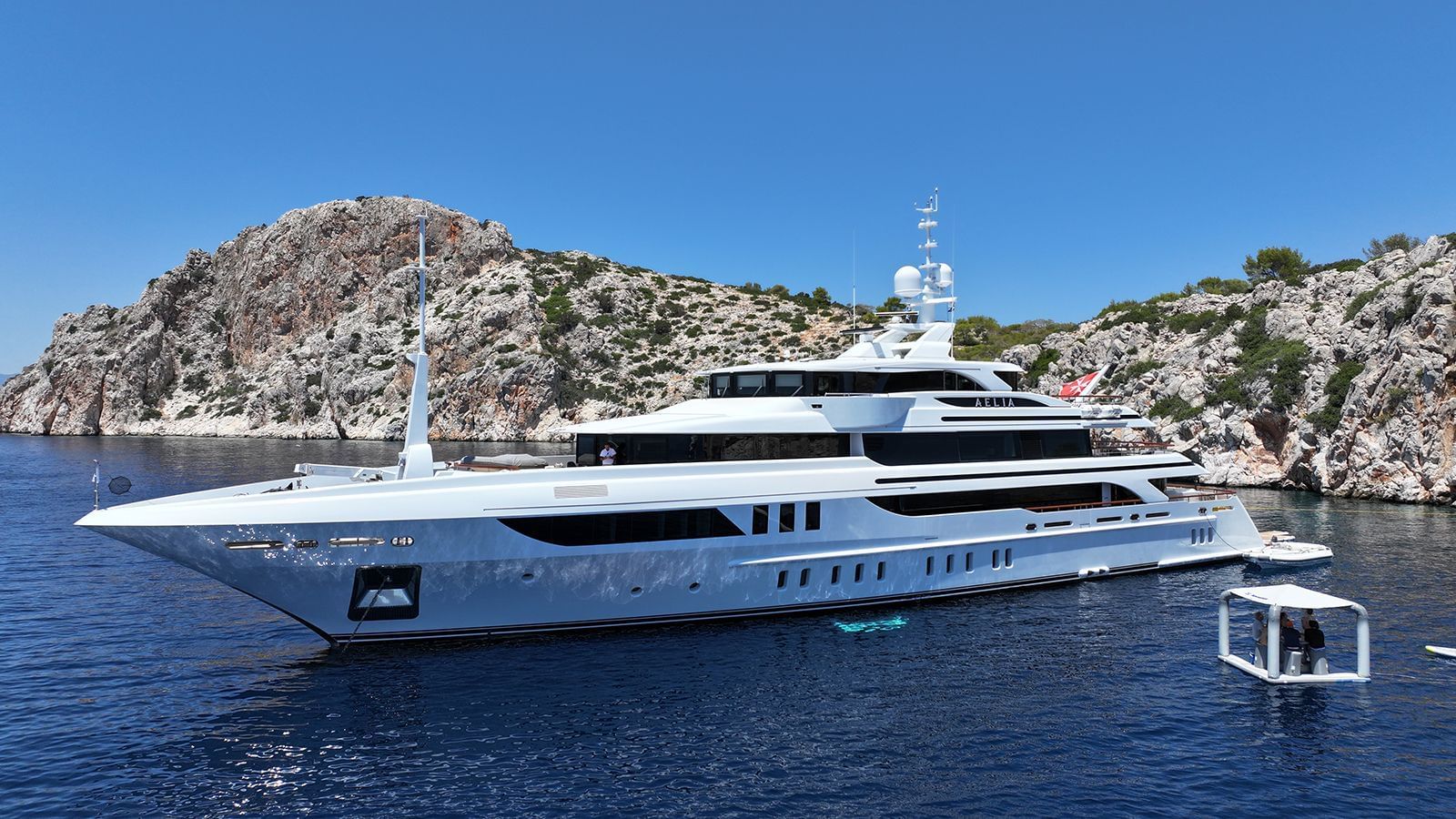 M/Y AELIA Weekly yacht Charter Cannes