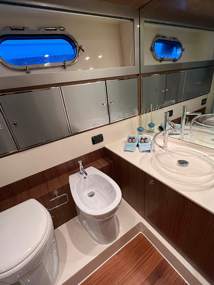 Naples italy small yacht charter