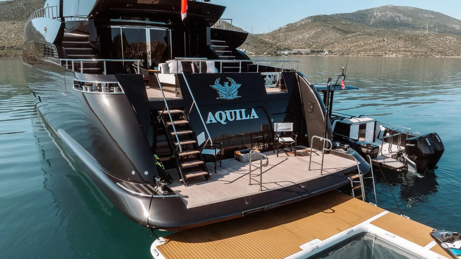 M/Y AQUILA Luxurious Yacht Charter Cannes