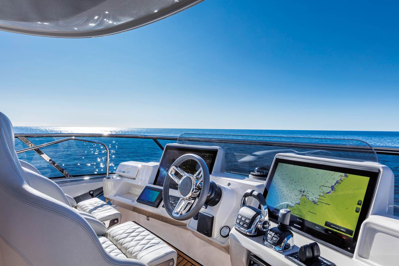 weekend yacht charter St Tropez France