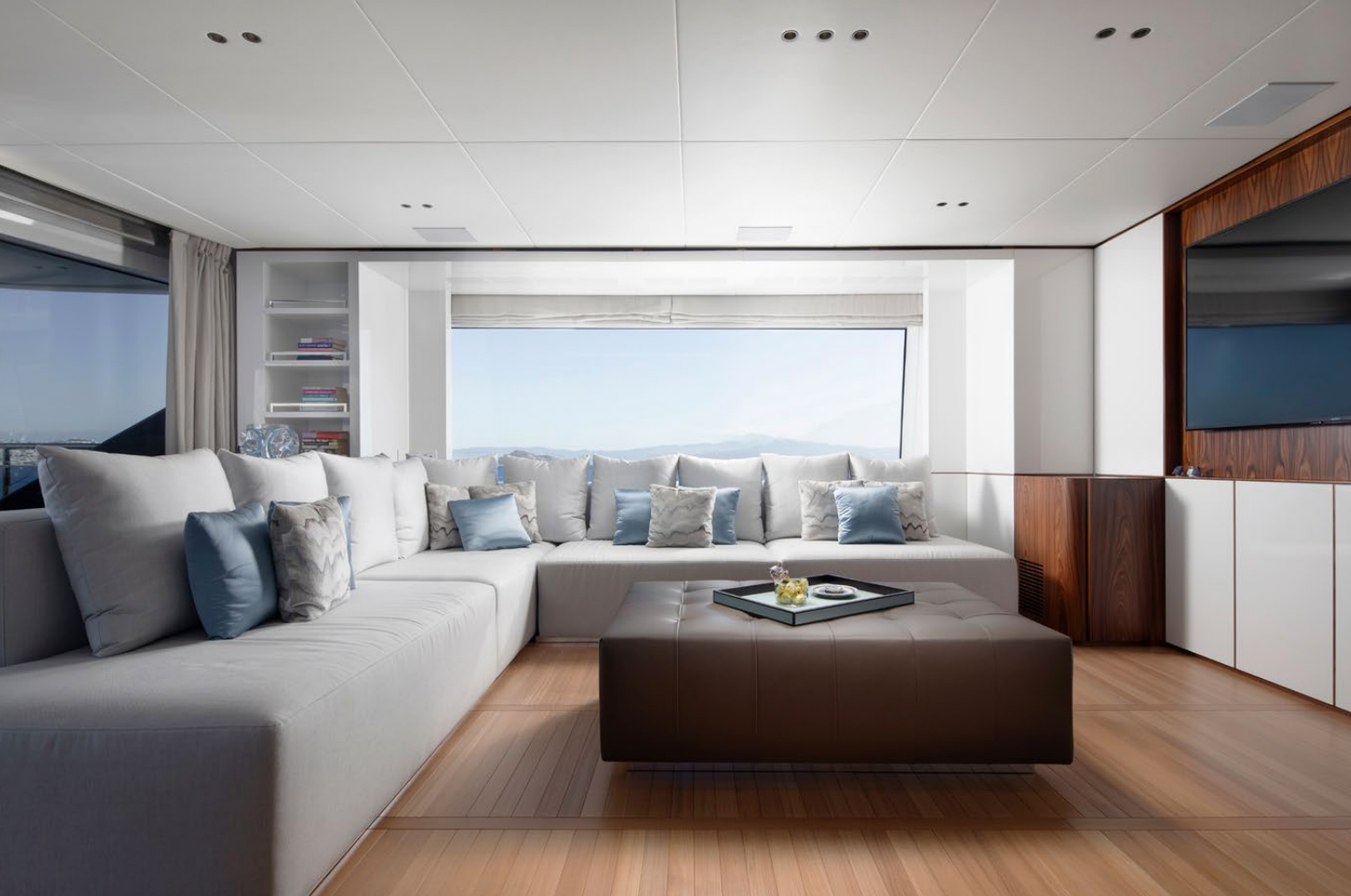 LEXSEA weekend yacht charter French Riviera