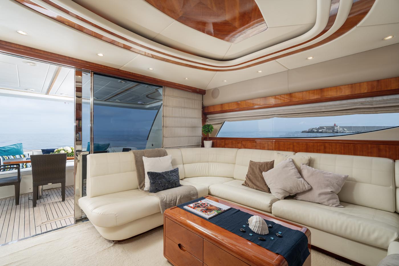 Naples Italy superyacht charters