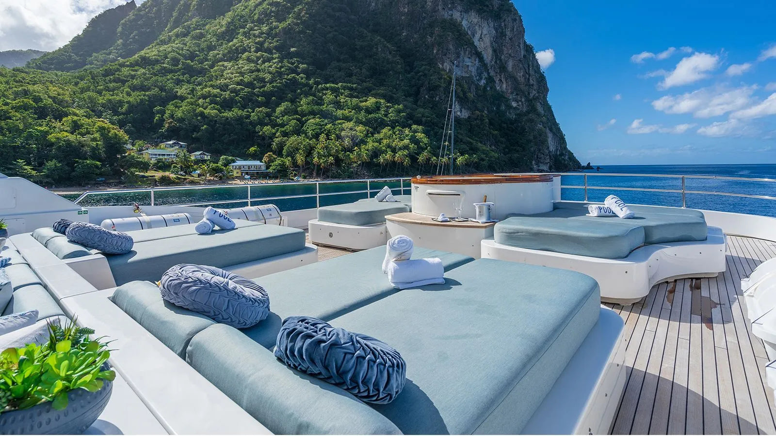 luxury yacht charter Cannes