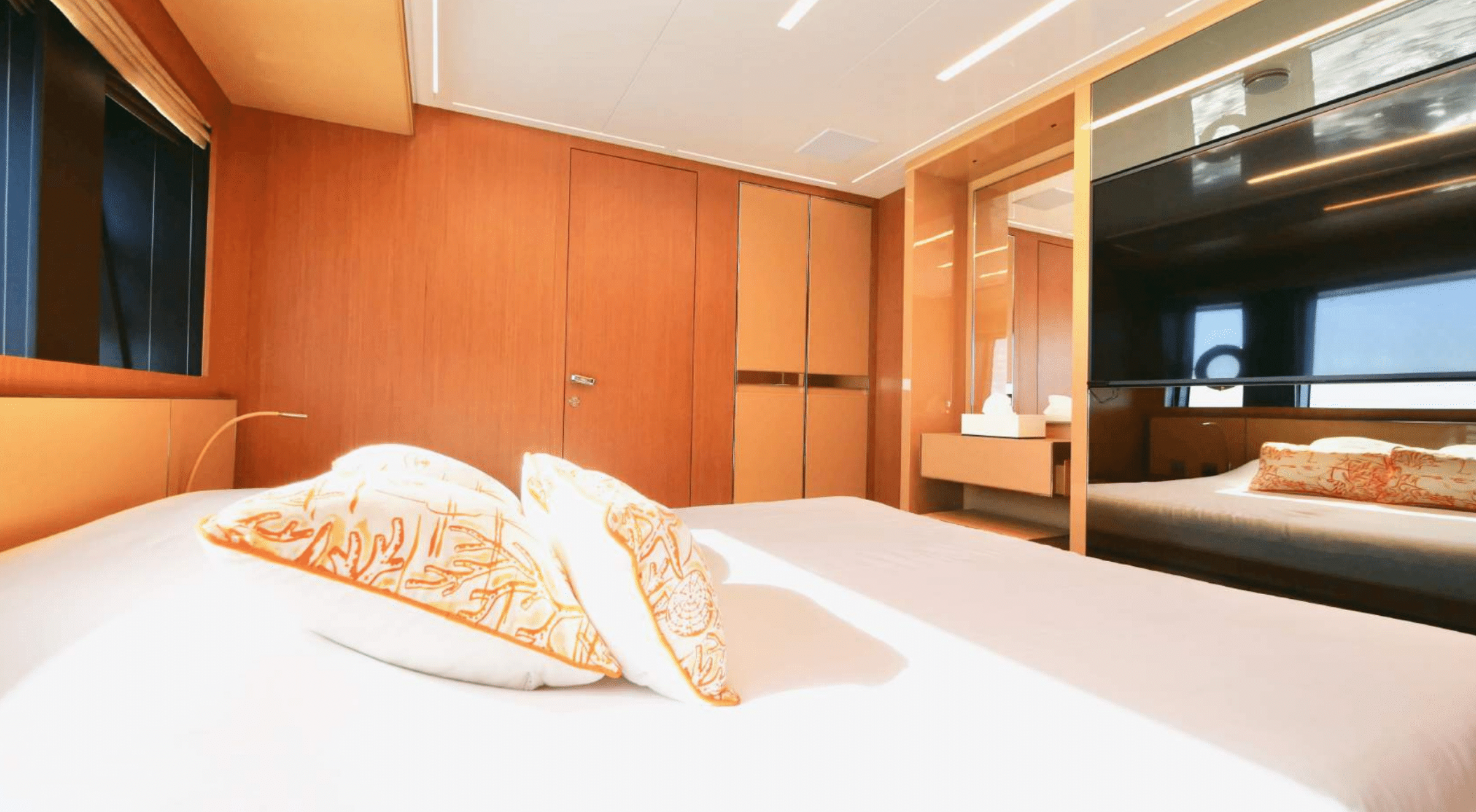 Term yacht Charter Cannes