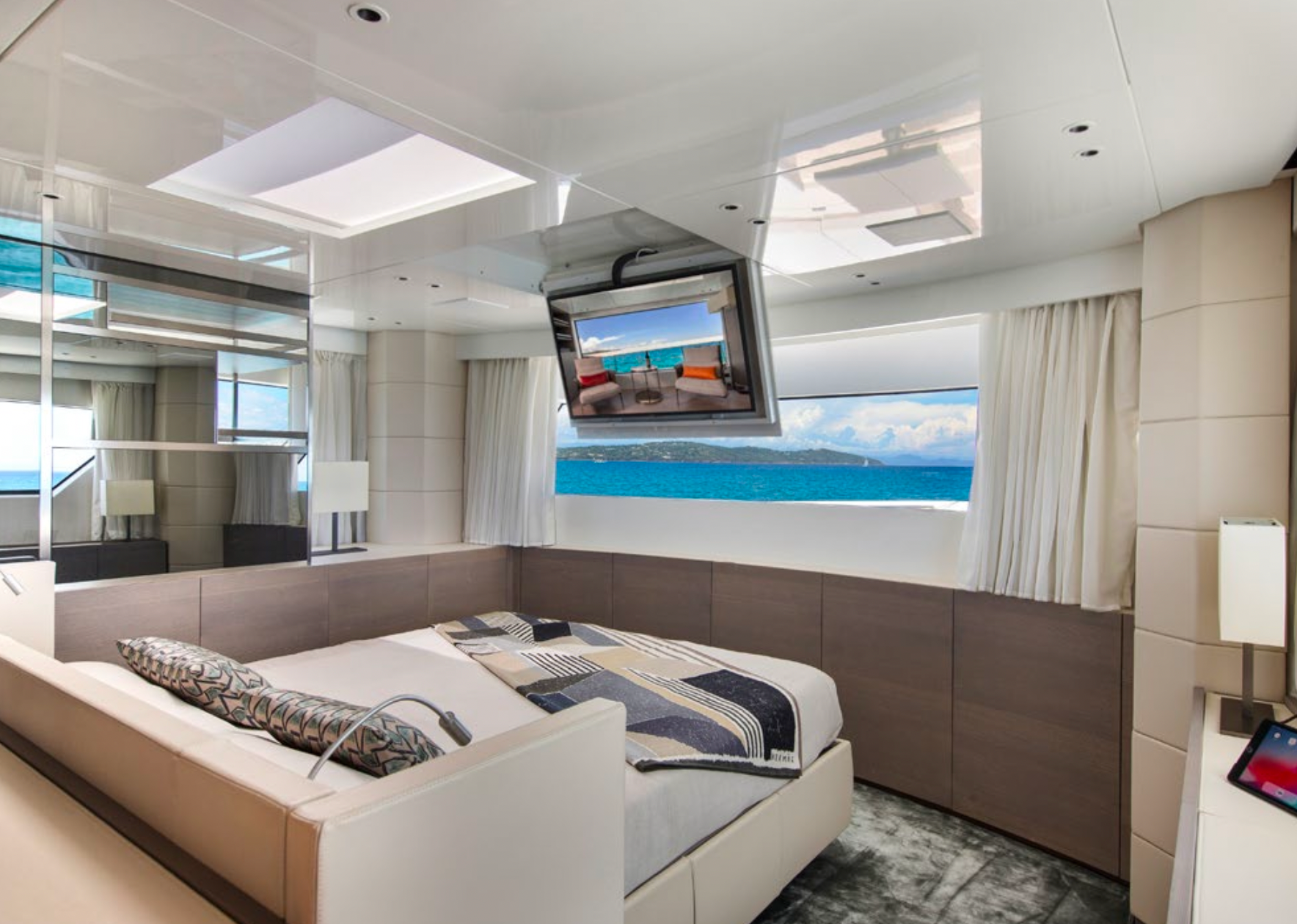 Silaos IV luxury yacht Charter Cannes