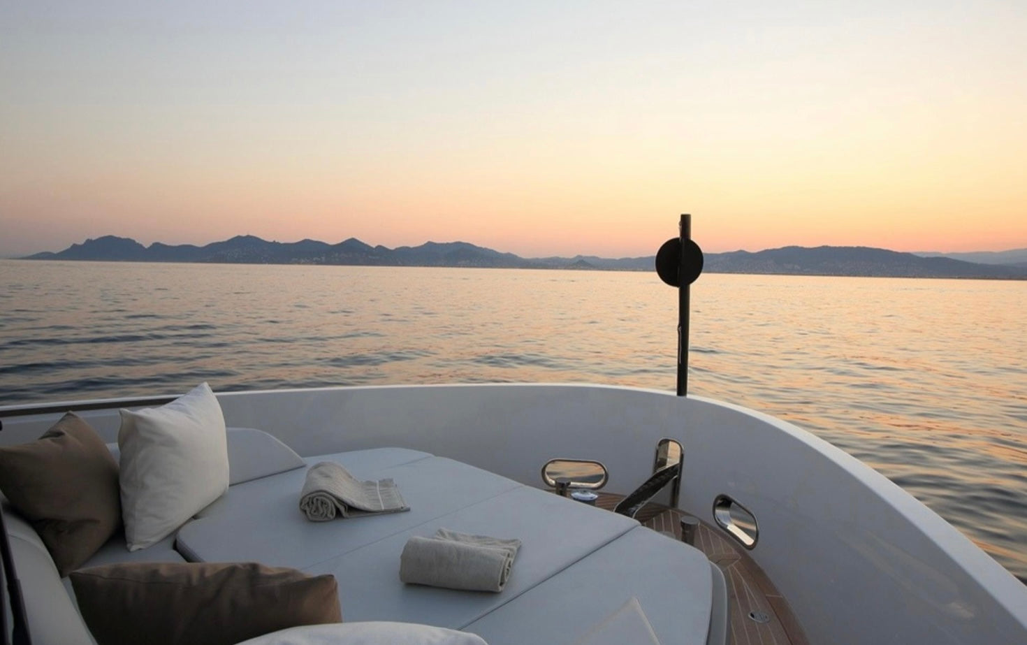 Mega yacht Charter St Tropez France