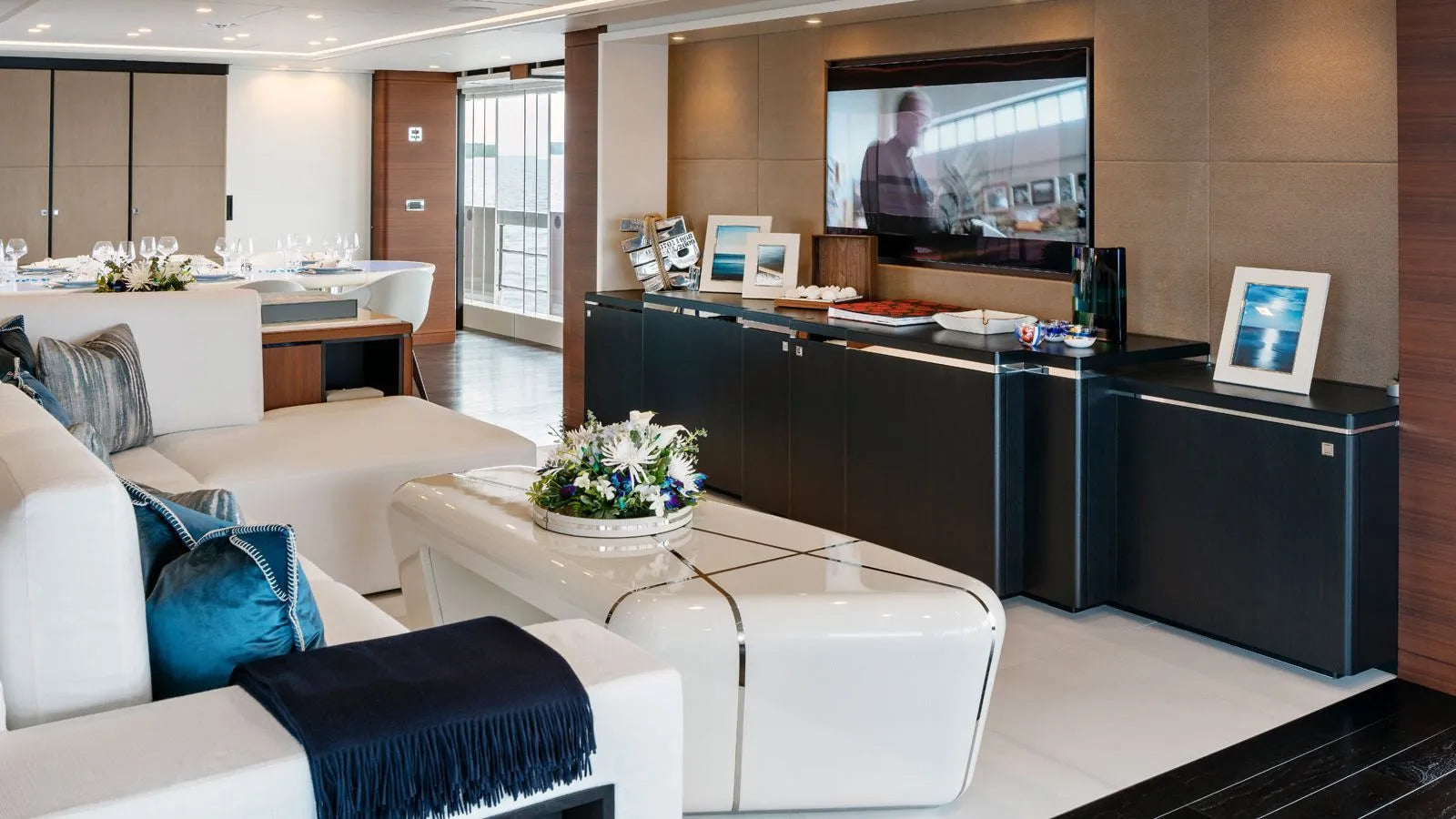 small yacht charter Cannes