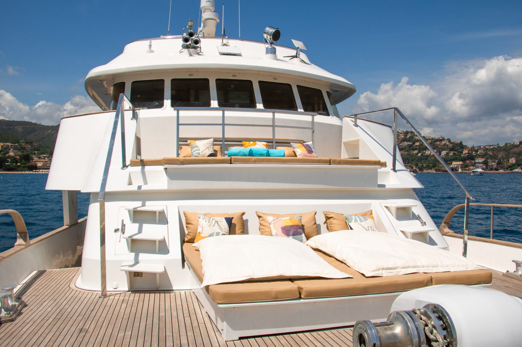 EVA Yacht Charter Holiday Cannes France