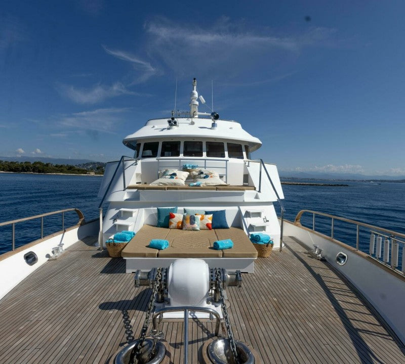 EVA Luxurious Yacht Charter Cannes