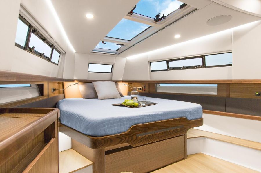 Luxury Yacht Charter St Tropez
