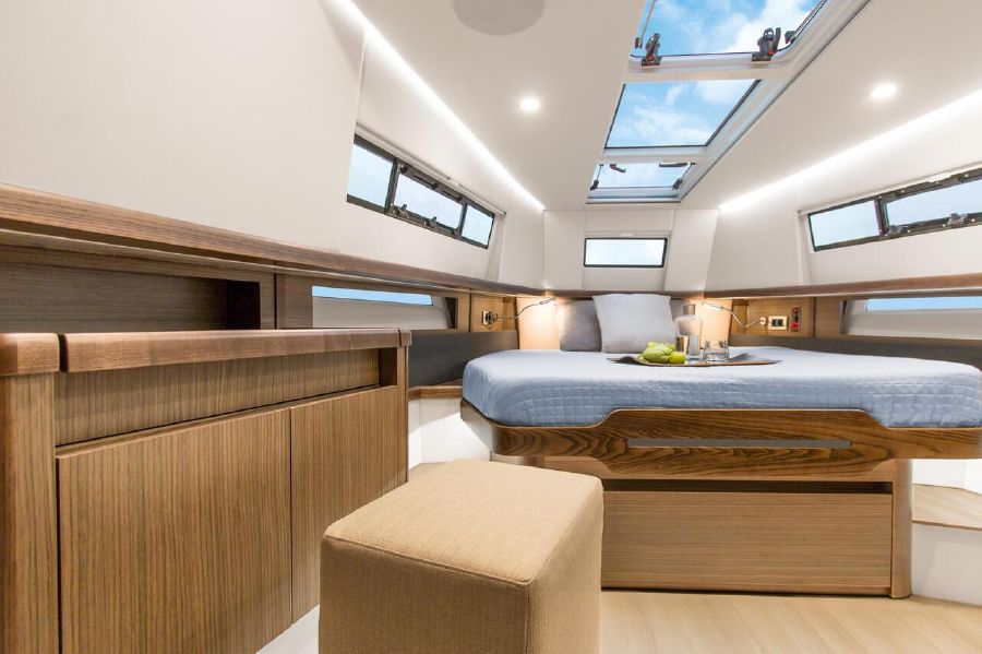 Luxury Yacht Charter St Tropez