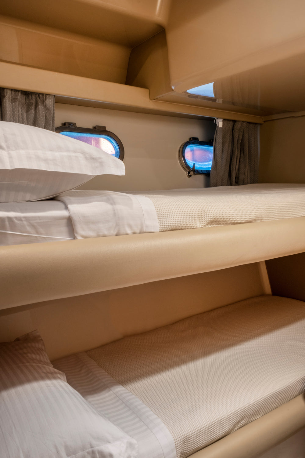 FERRETTI yacht charter Mykonos Greece cost