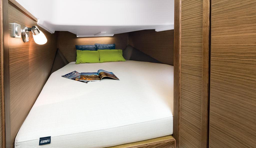 yacht charter Mykonos Greece