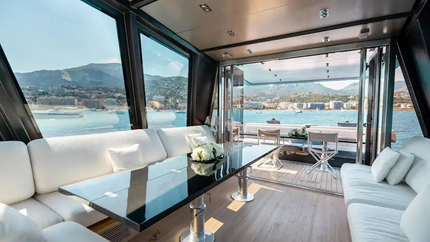 Weekly yacht Charter St Tropez France