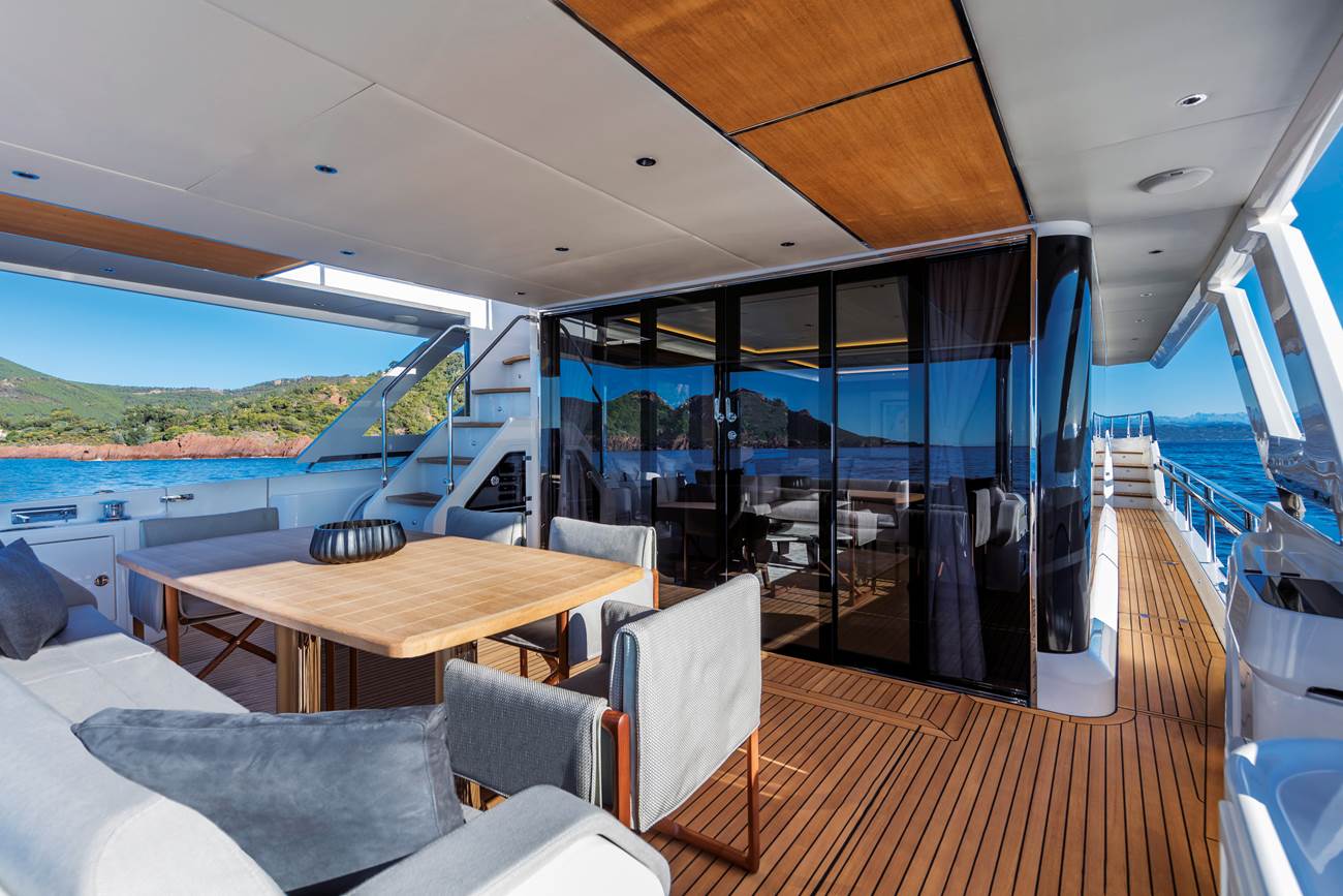 vacation yacht charter St Tropez France