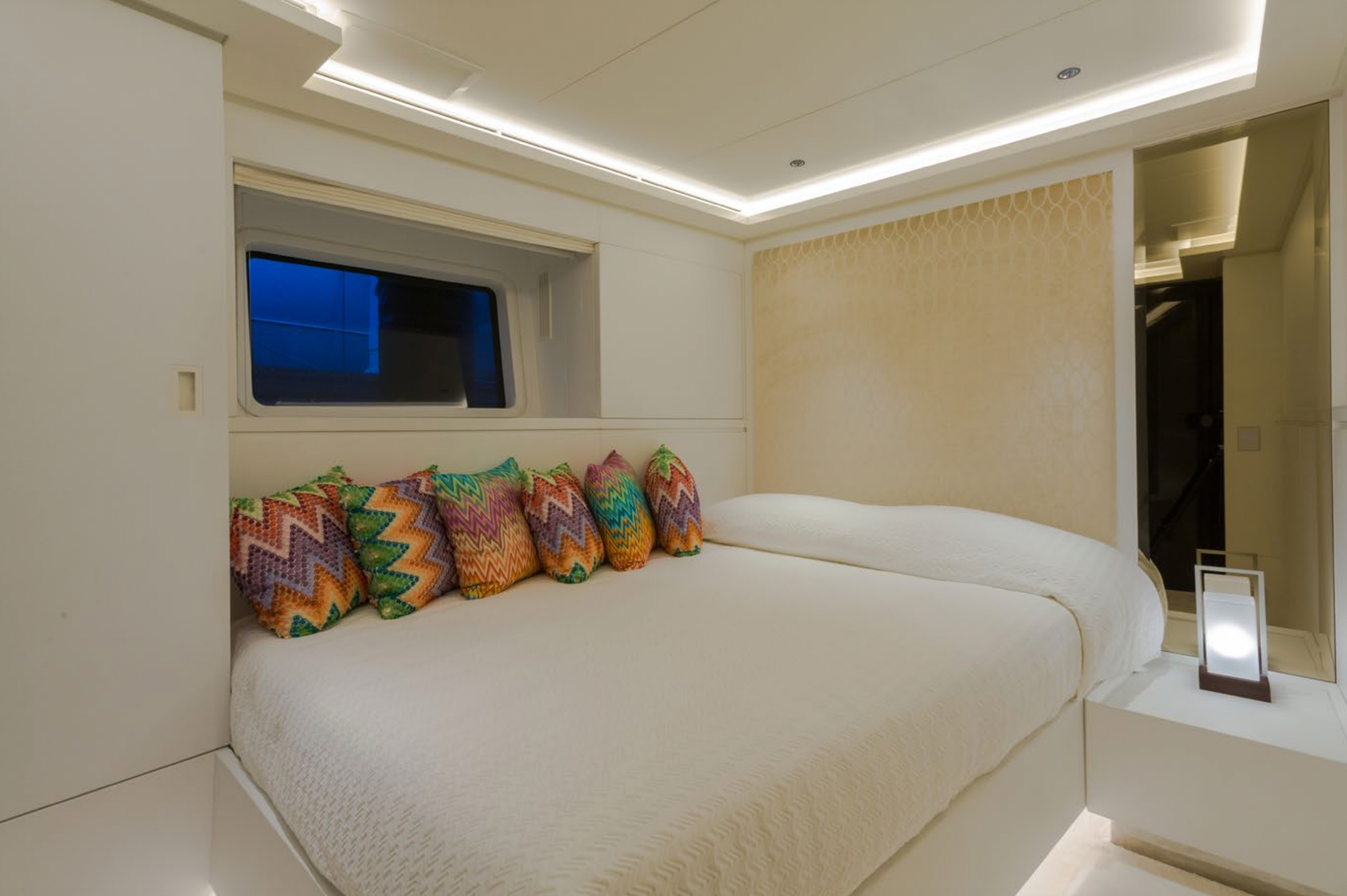 GALA weekly yacht charter Cannes