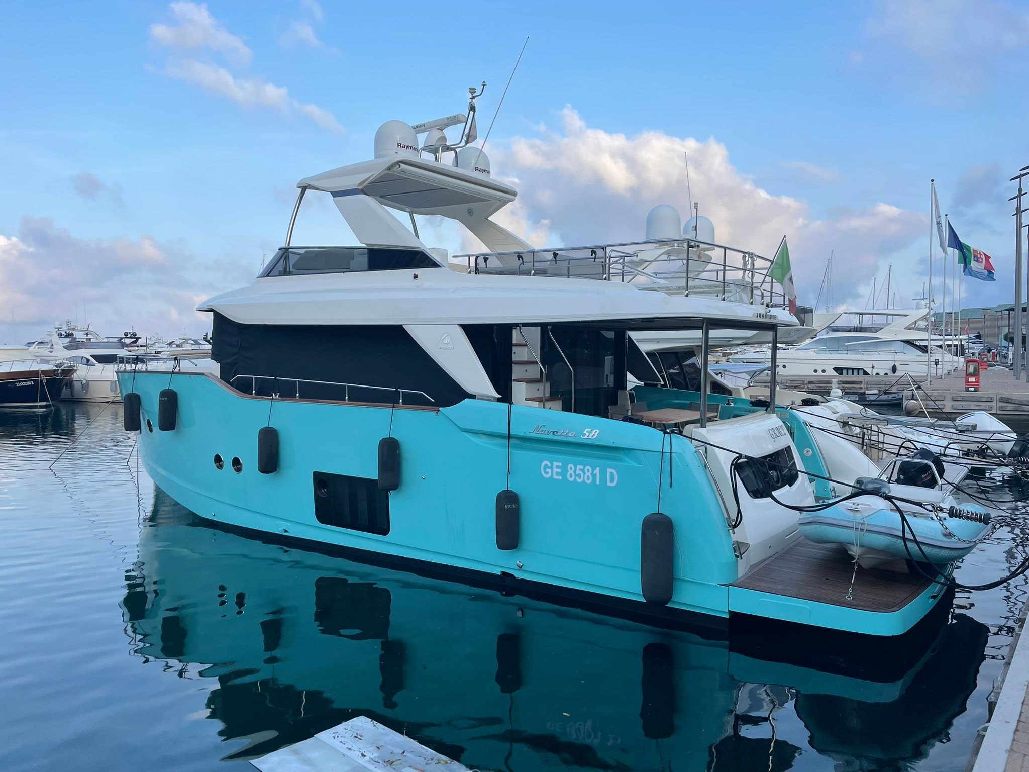 French Riviera Yacht for Rent