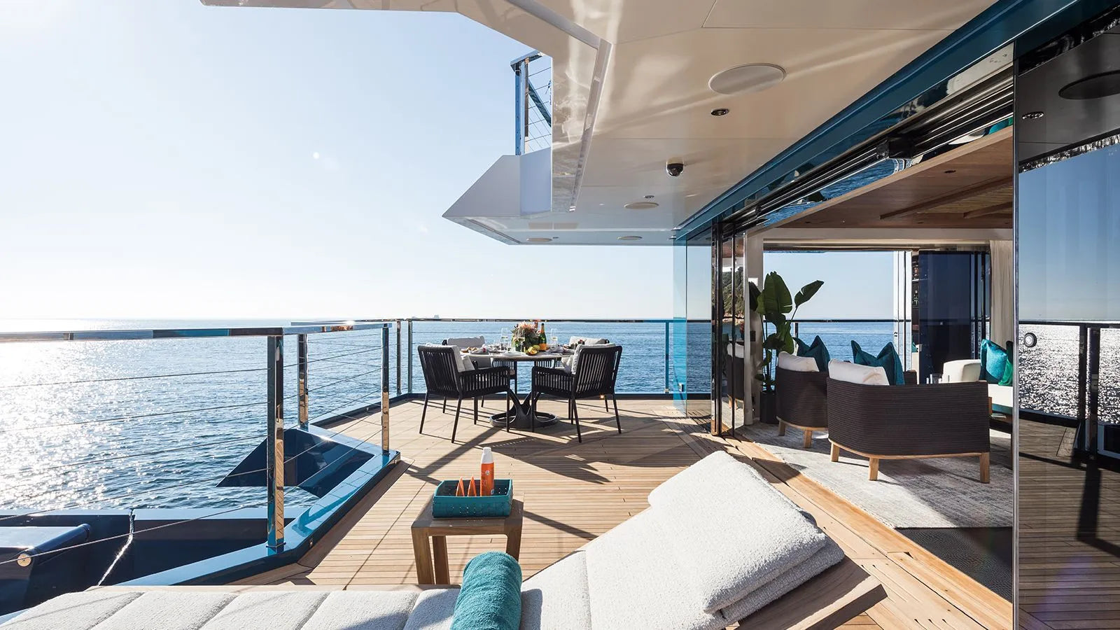 KING BENJI yacht charter cost French Riviera