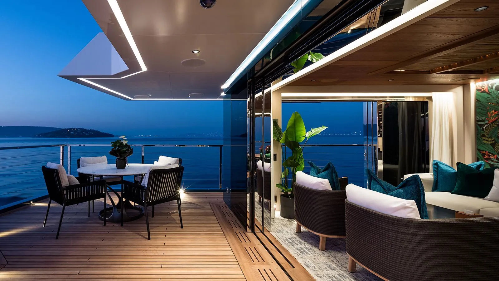 KING BENJI yacht charter Holiday cost French Riviera