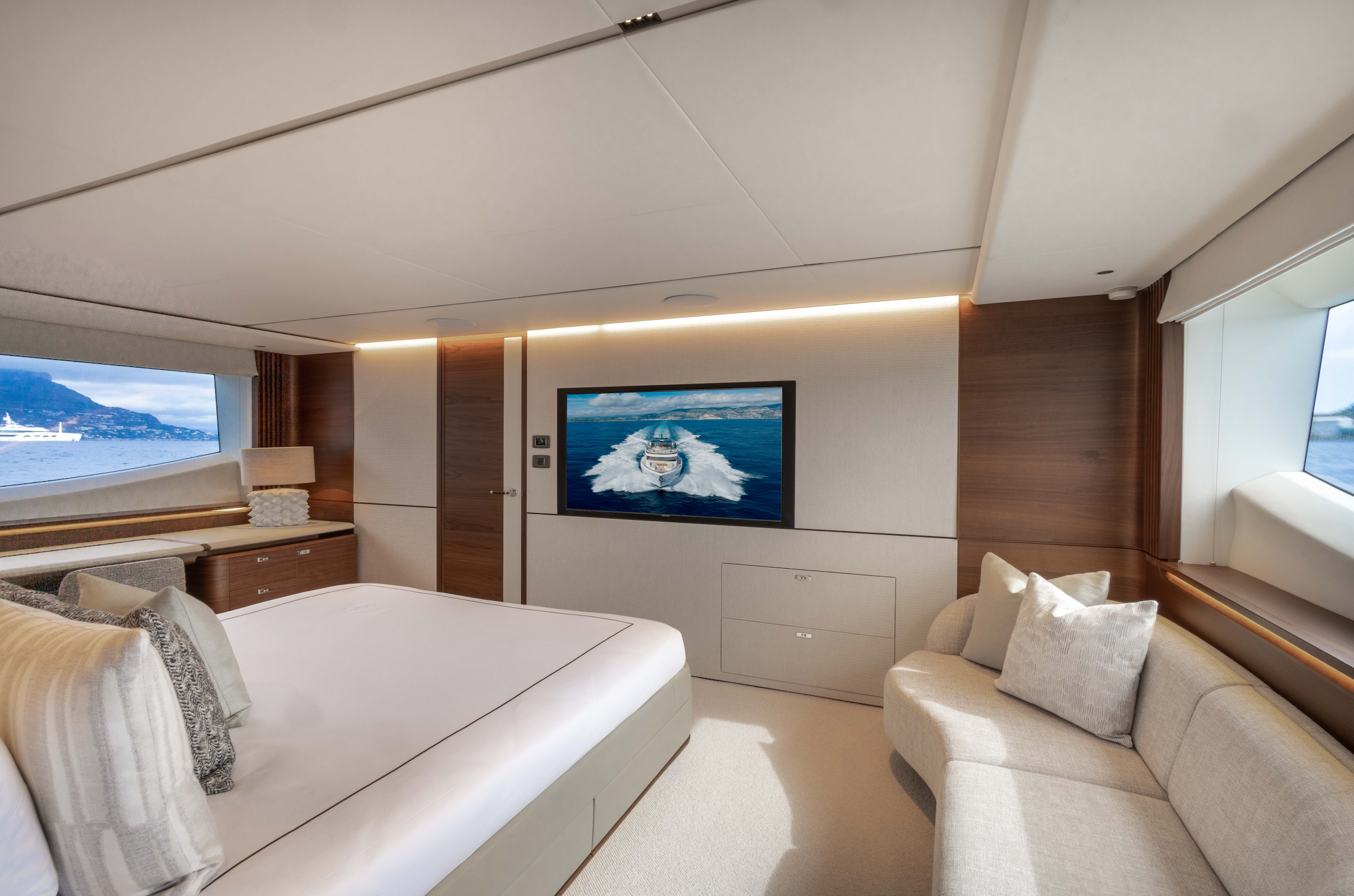 Weekly yacht Charter Monaco