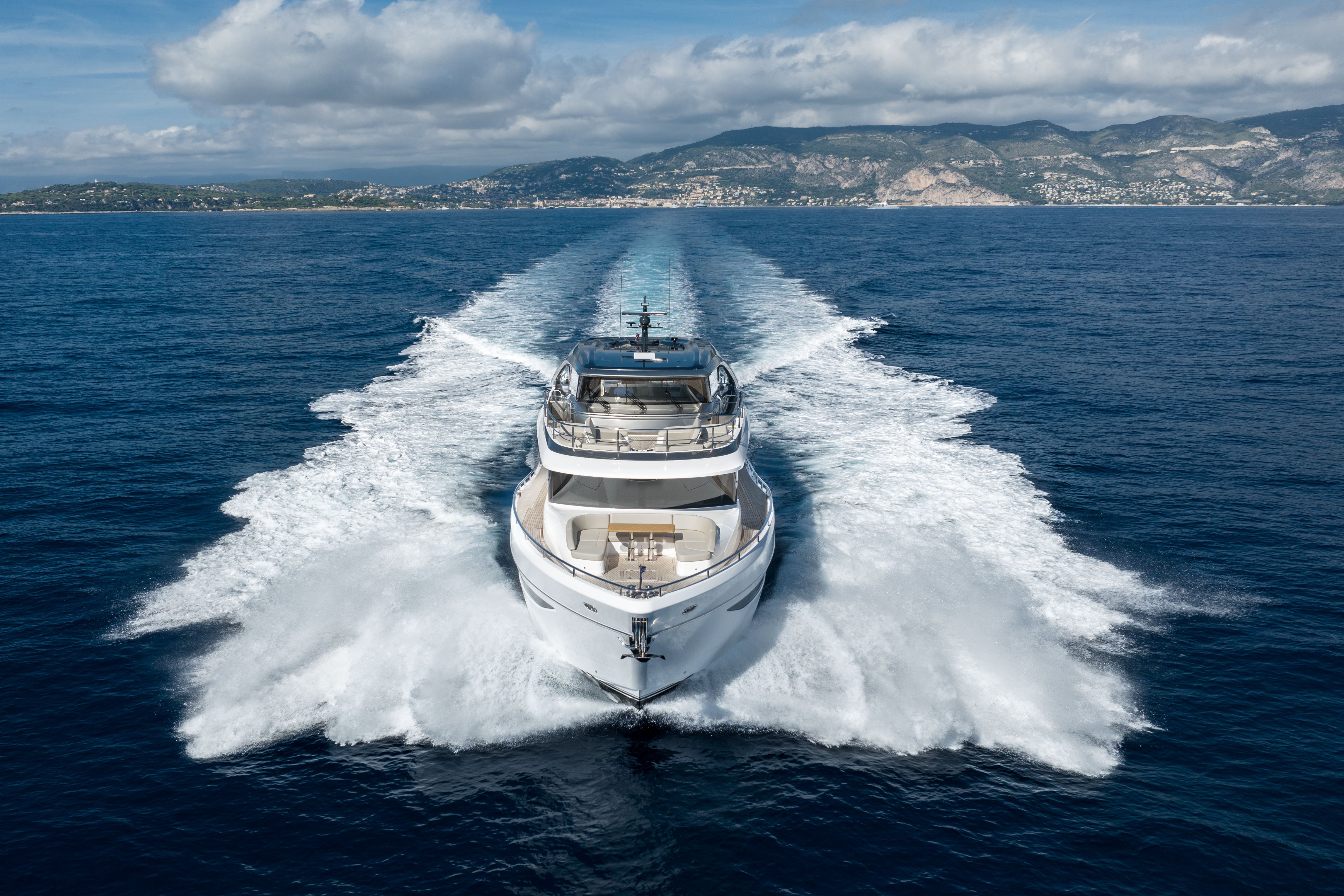 KORA Daily Yacht Charter Beaulieu sur Mer