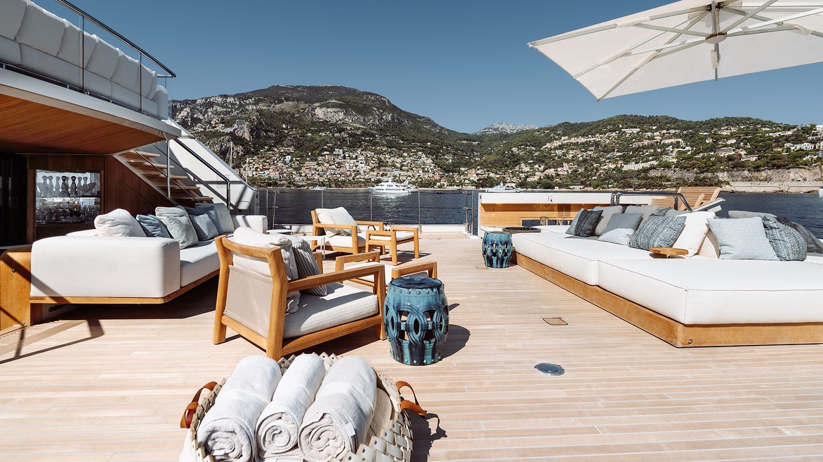 M/Y LA LA LAND best yacht charter In Cannes France