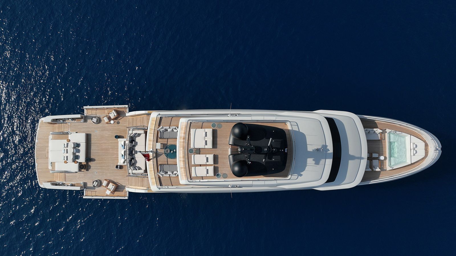 M/Y LA LA LAND yacht club charters Cannes