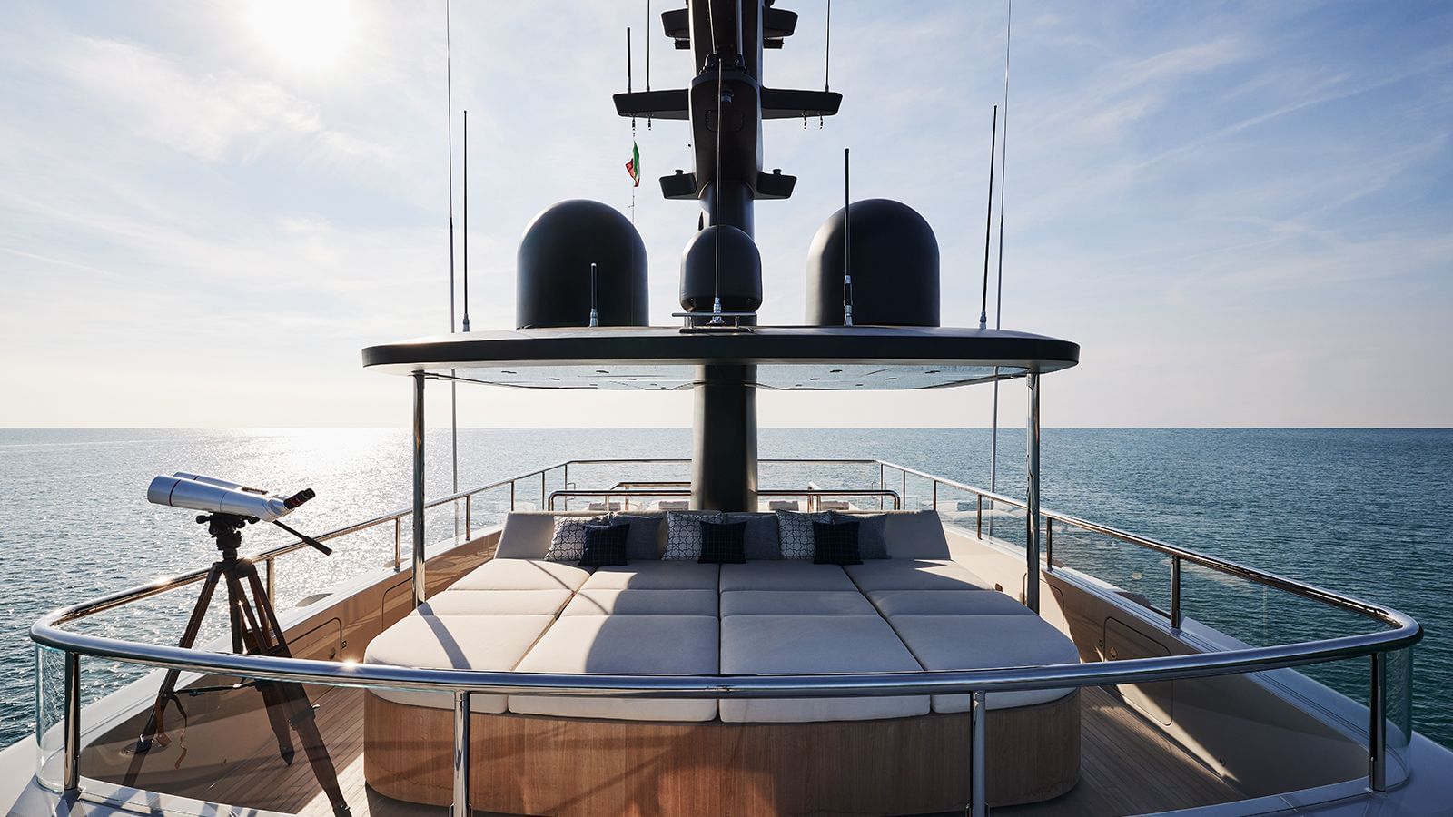 M/Y LA LA LAND superyacht charter Holiday Cannes France