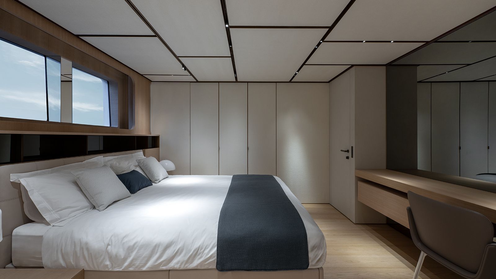 M/Y LA LA LAND Yacht for rent cannes France