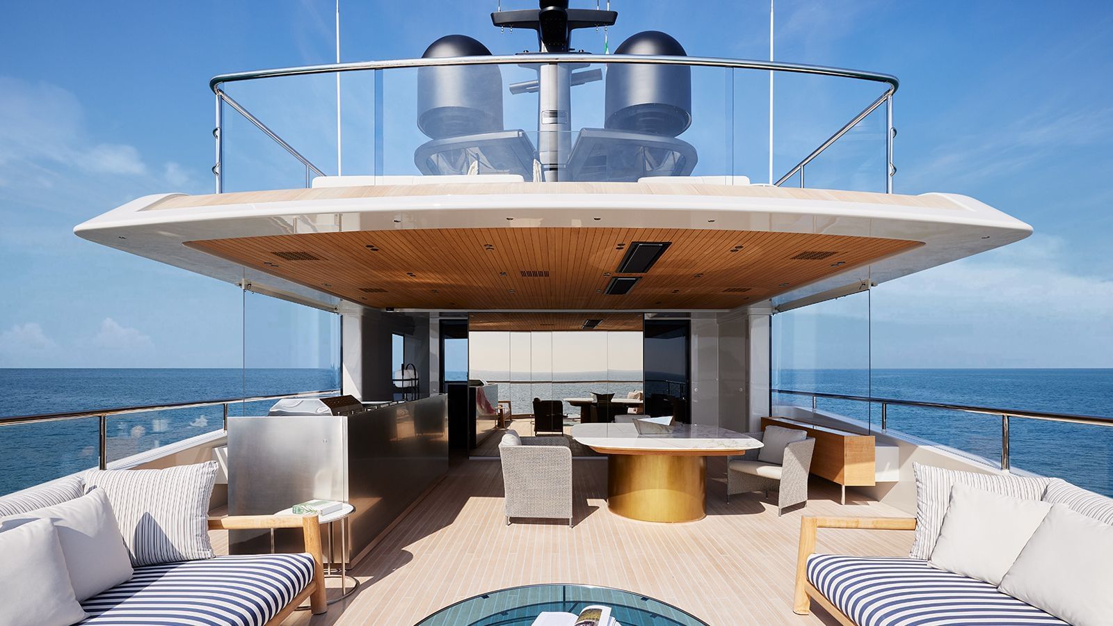 M/Y LA LA LAND Superyacht Hire Cannes
