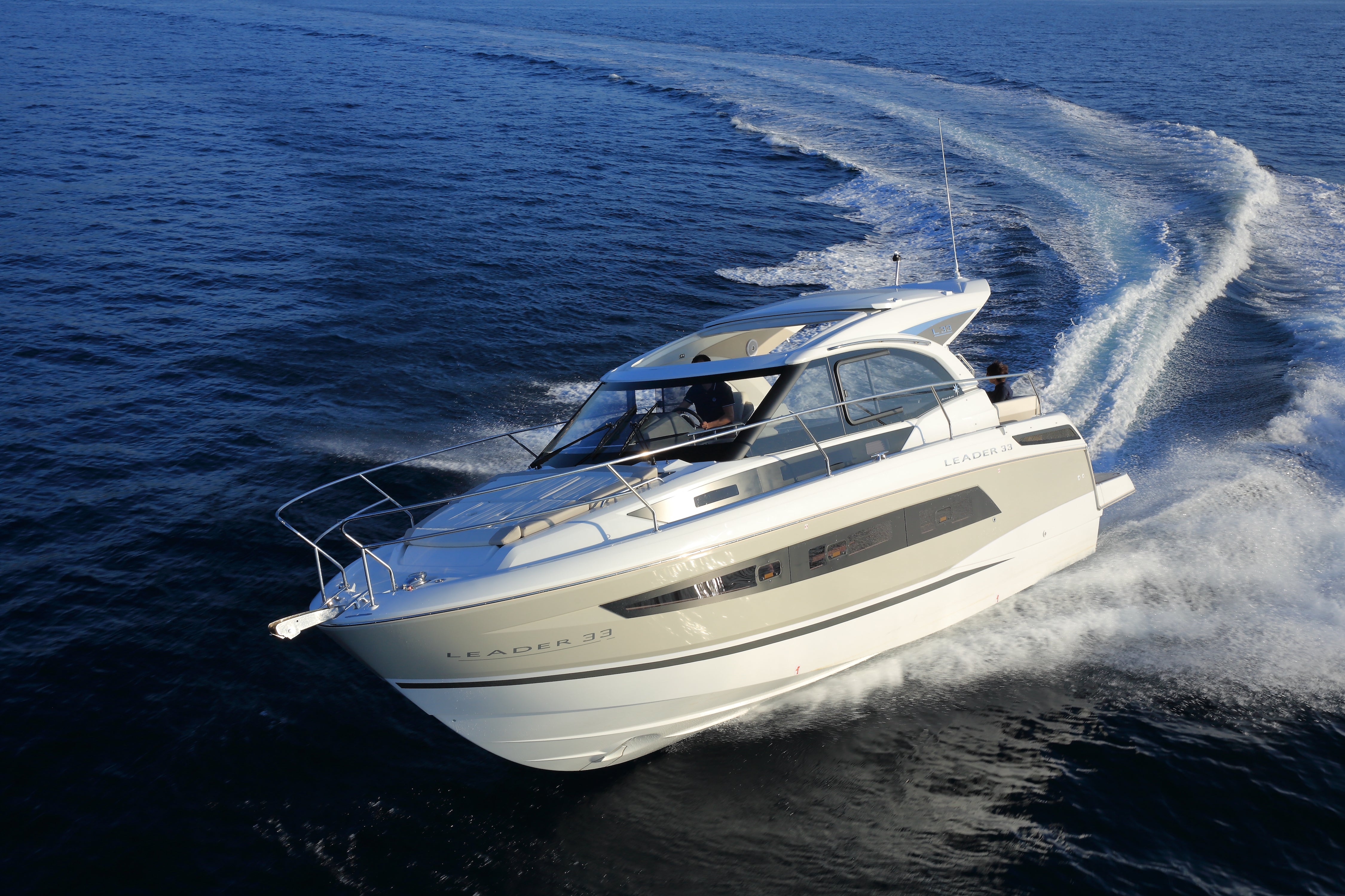 Luxury Yacht Charter in Antibes