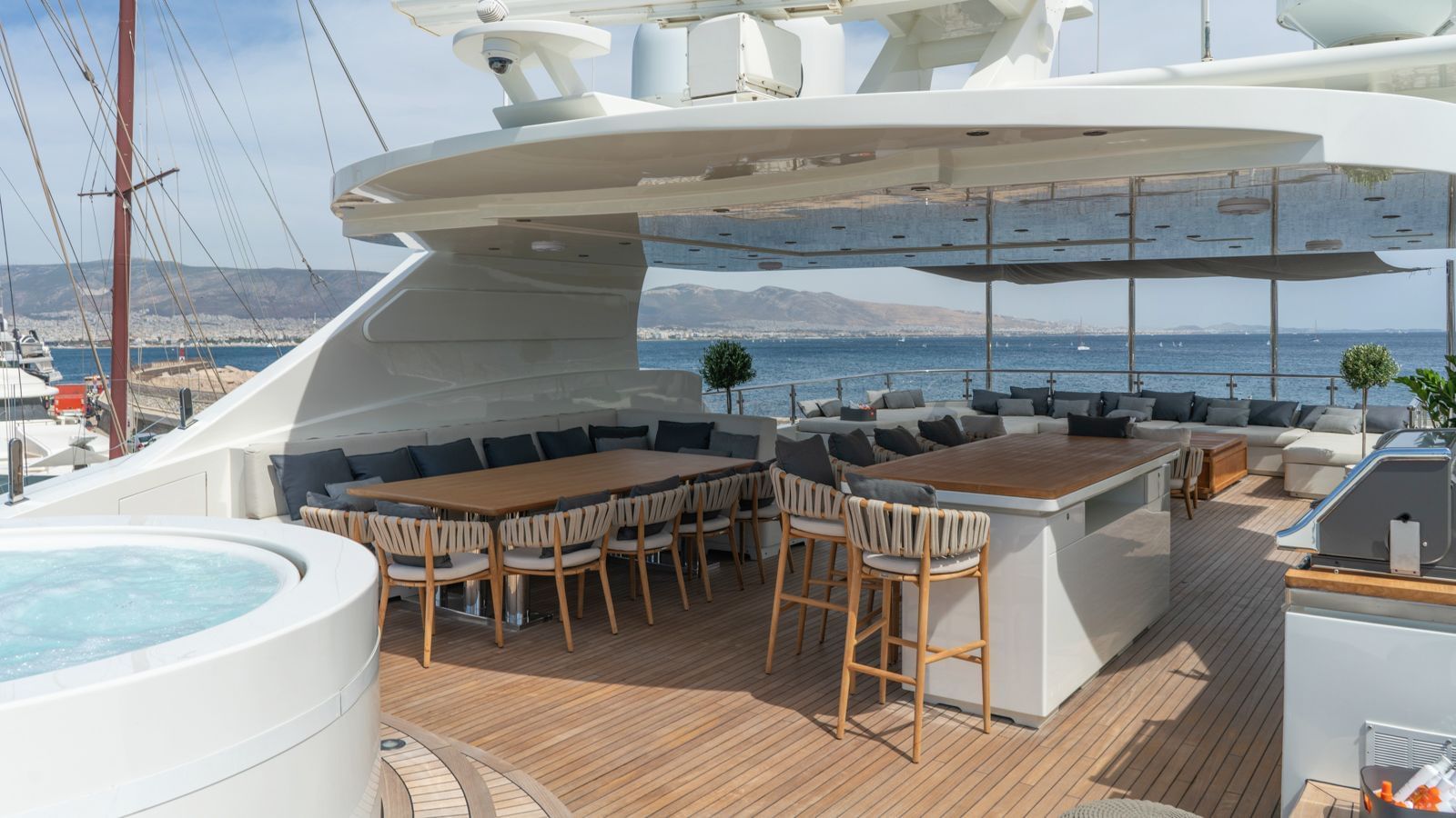 M/Y ZIA Cannes yacht Charter