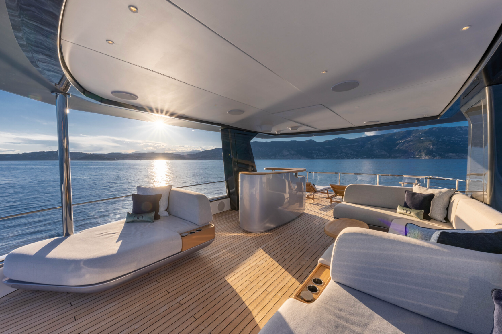 M/Y Ocean One Yacht for rent In Cannes
