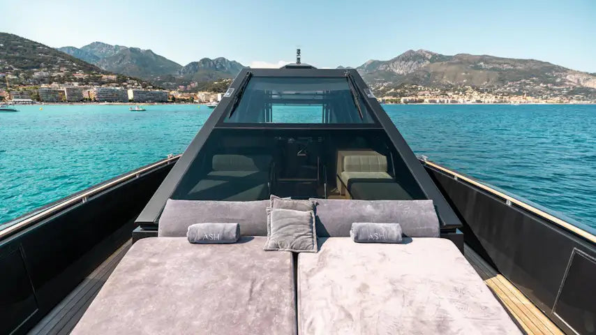 party yacht charter St Tropez France