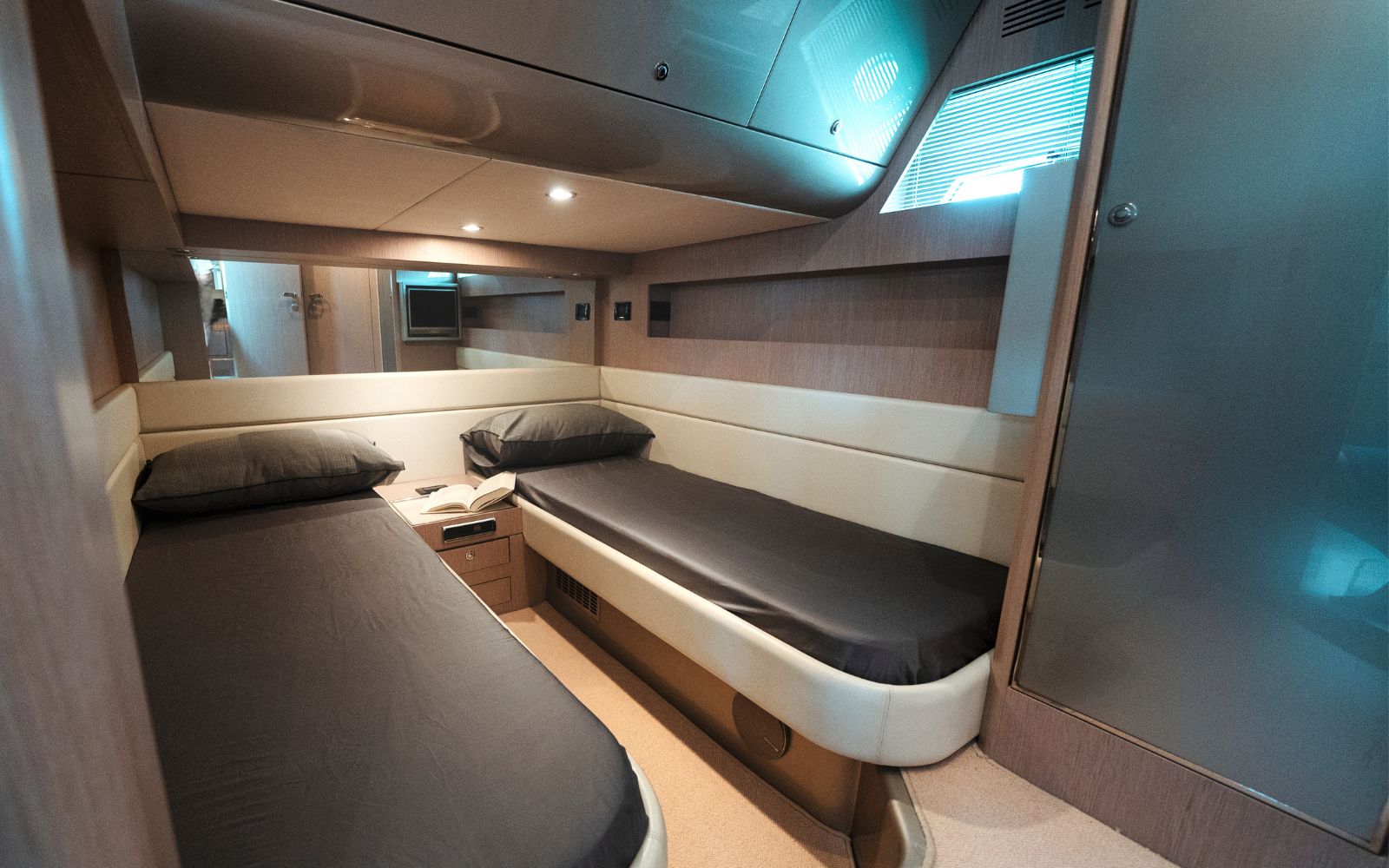 luxury yacht Charter Naples, Italy