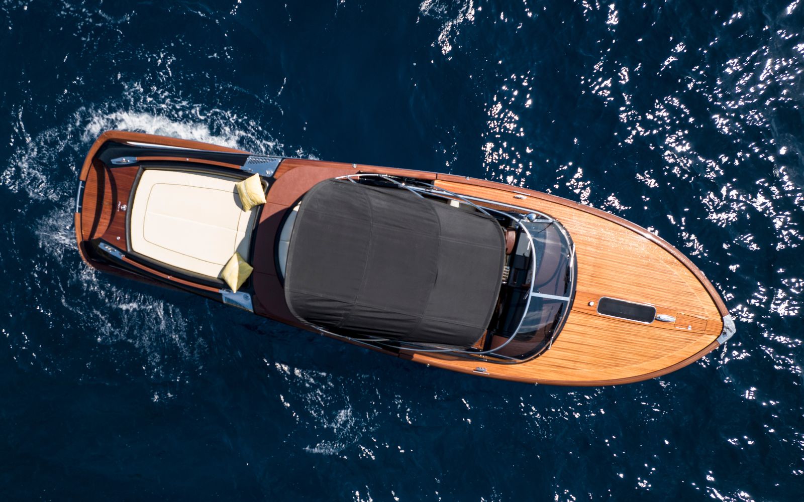private yacht charter Naples