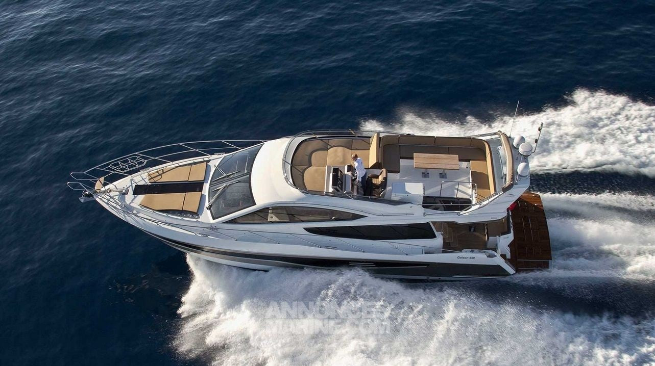 Mega yacht Charter Cannes