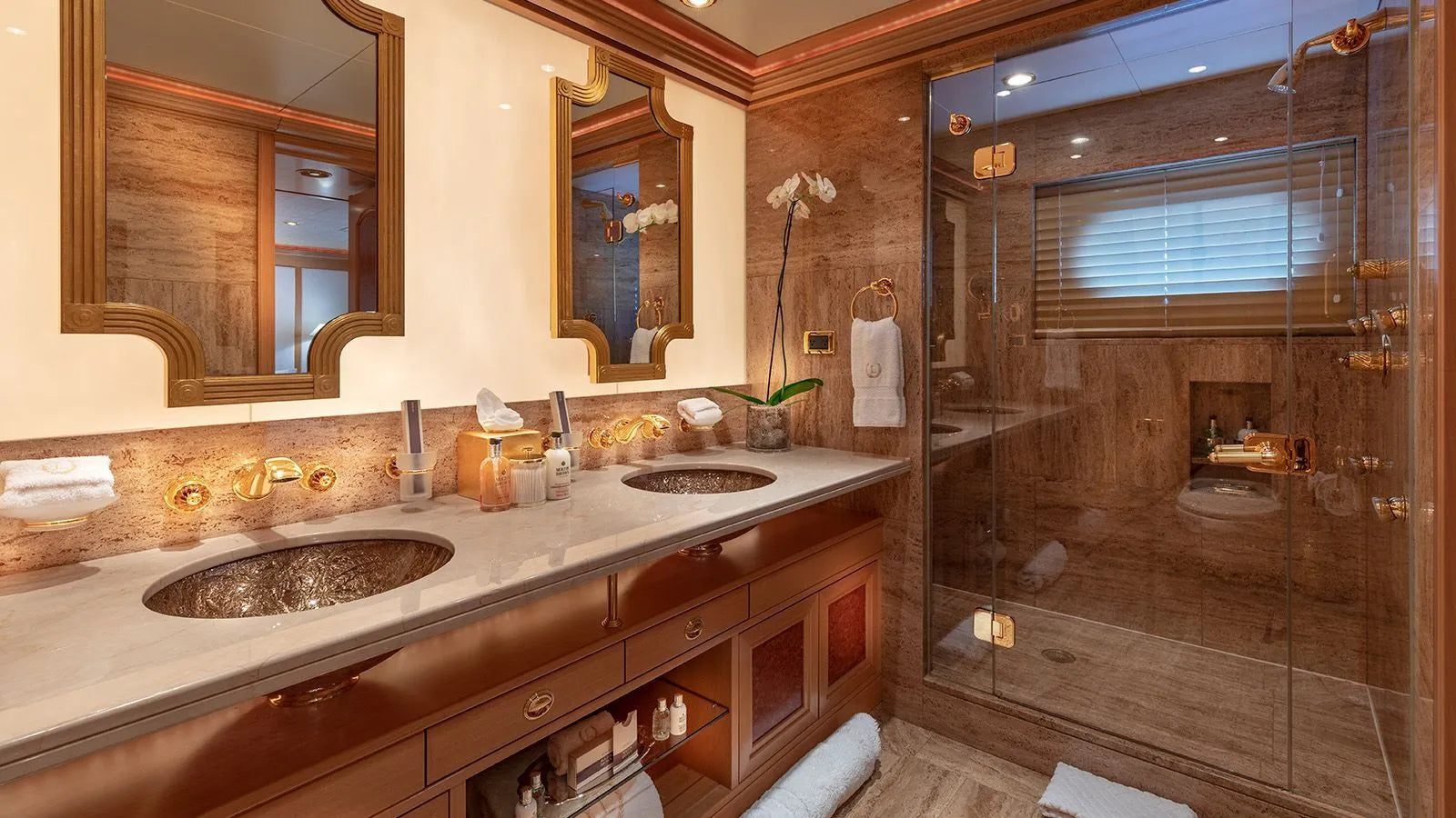 luxury yacht Charter Cannes