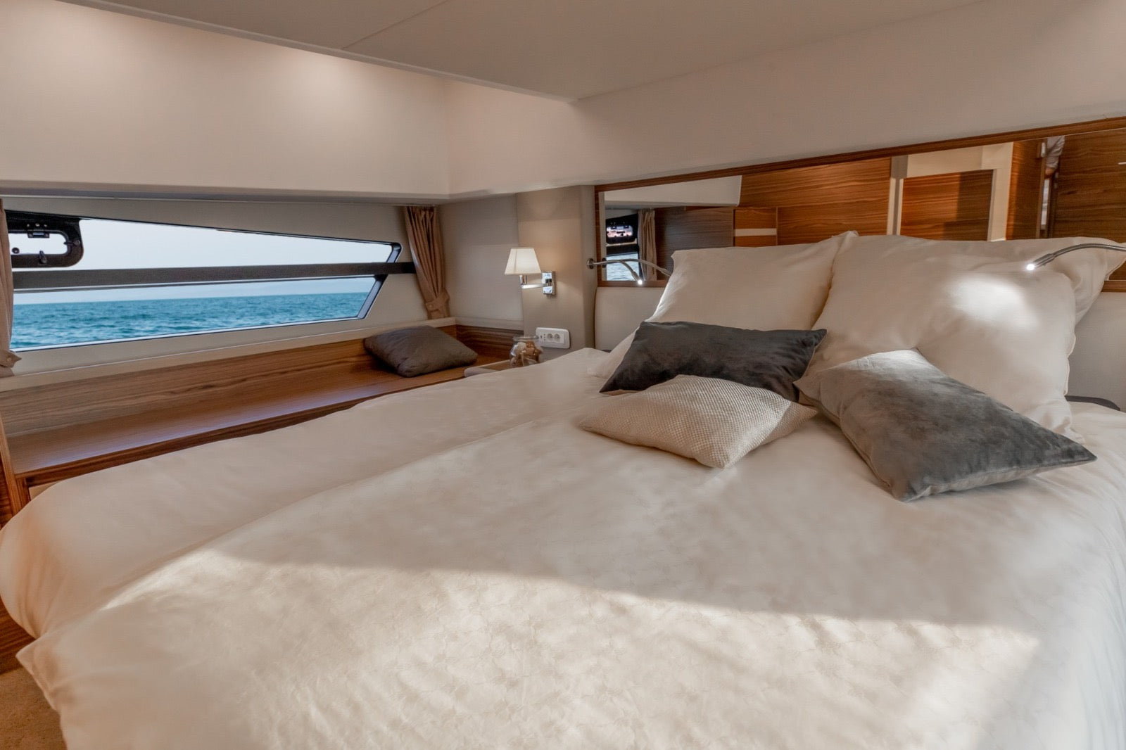 Yacht Charter Cannes