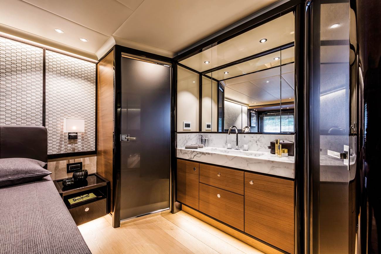 Luxury Yacht Charter St Tropez France