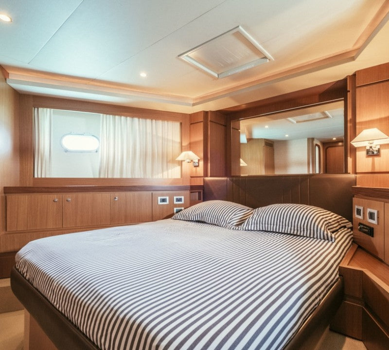 Private Yacht Rentlal in Antibes