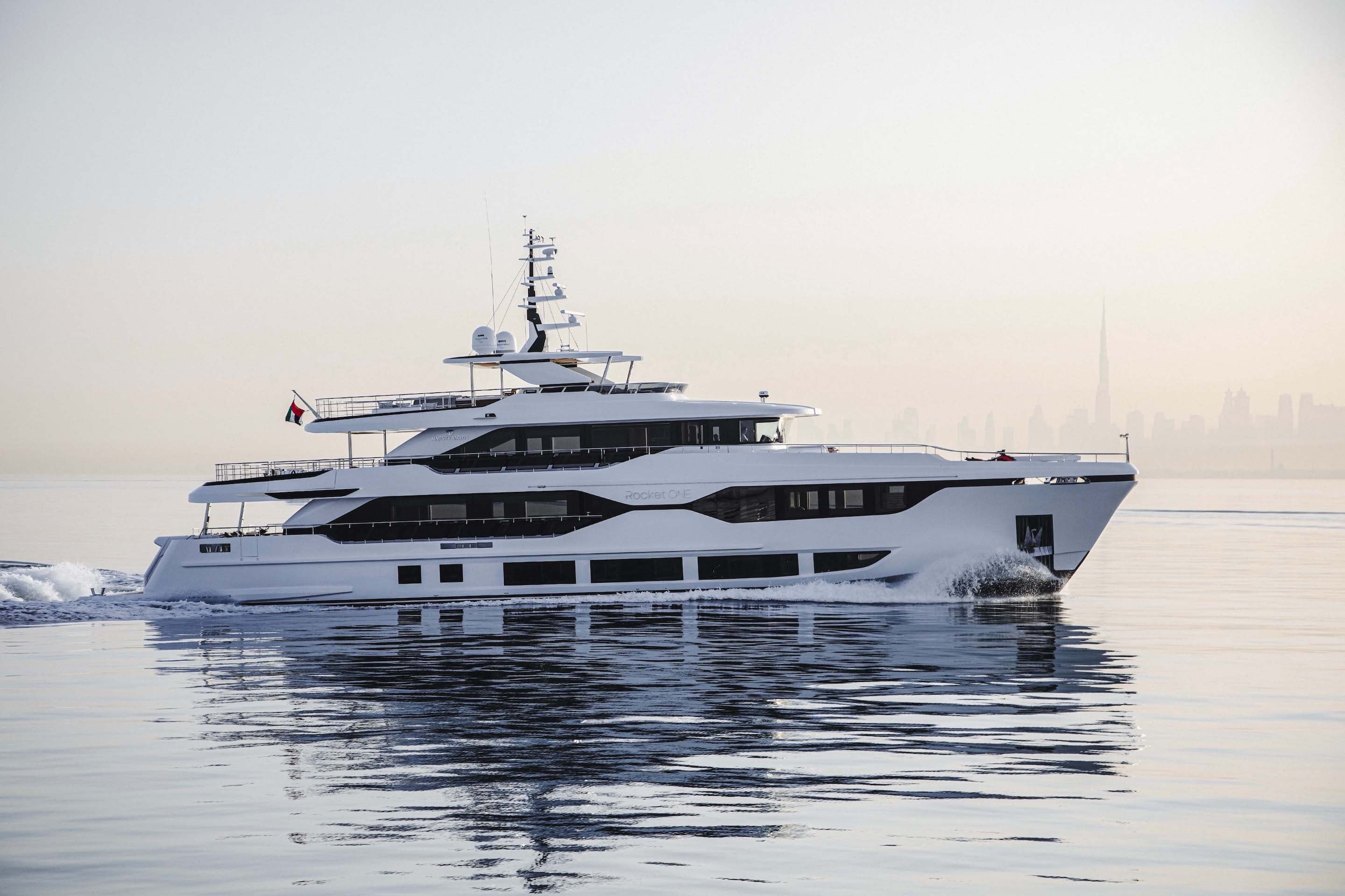Weekend Yacht Charter Beaulieu sur Mer