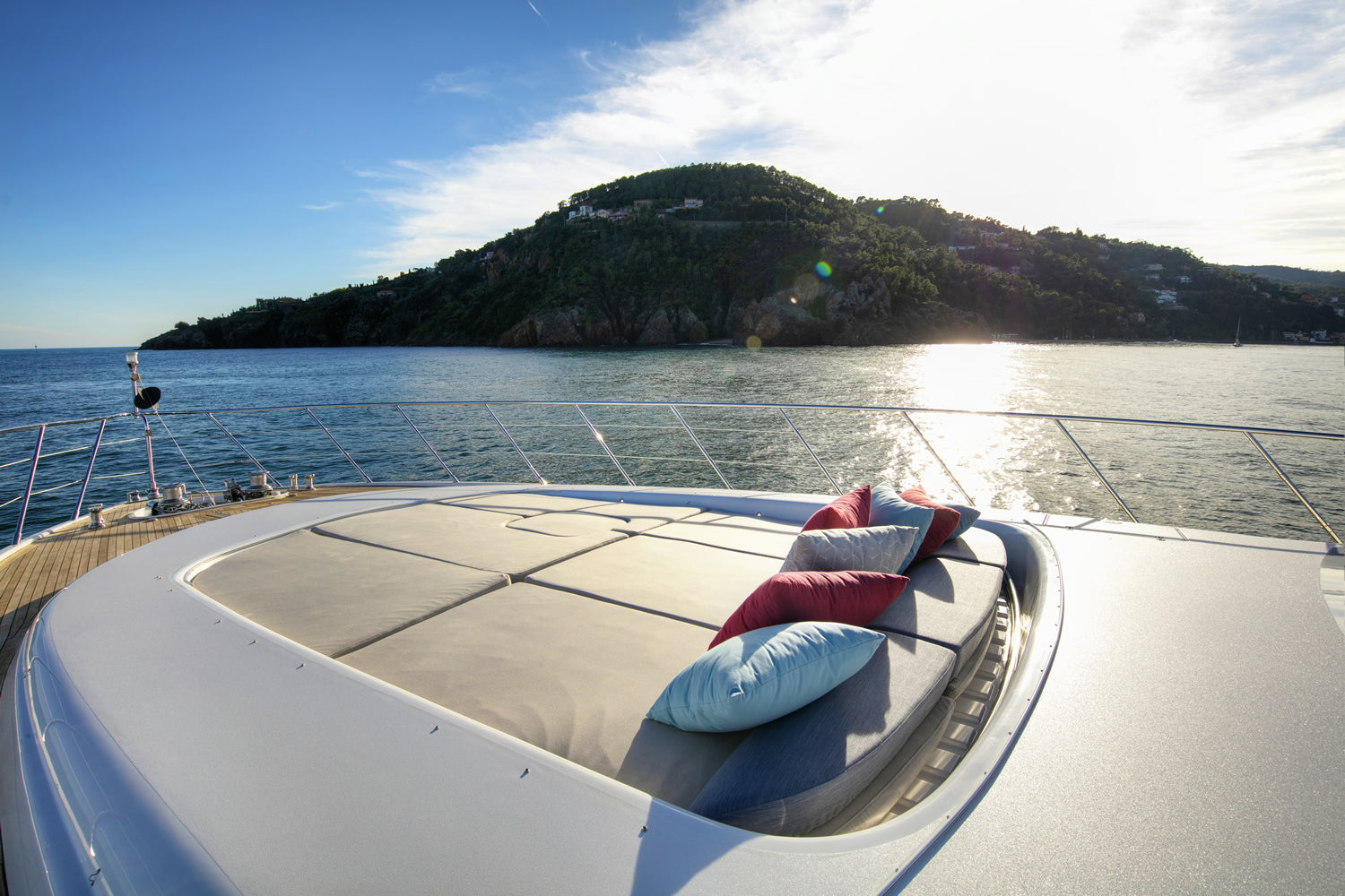party yacht Charter Cannes