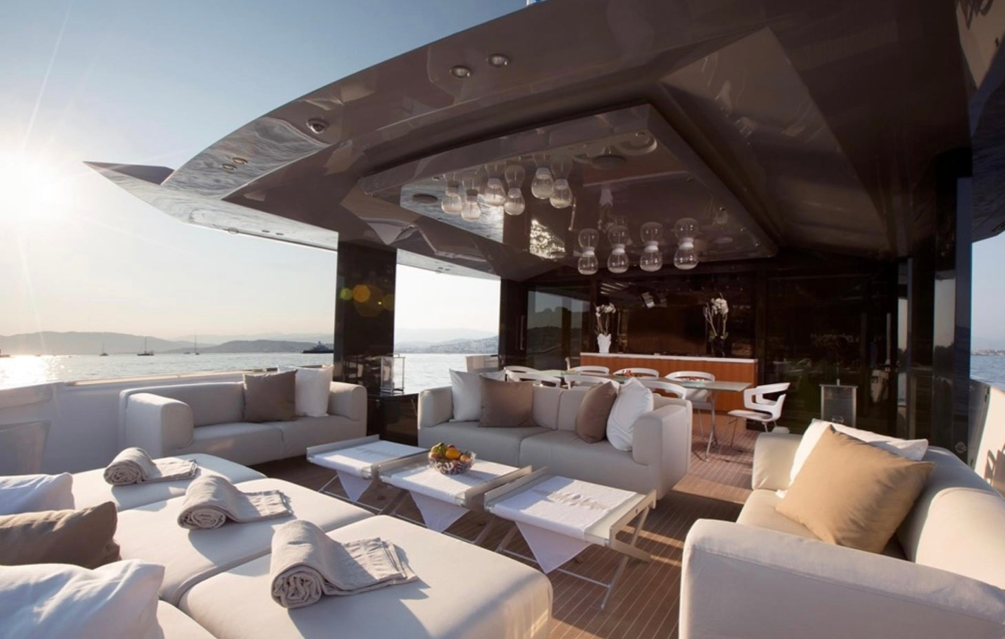 Weekly yacht Charter St Tropez France
