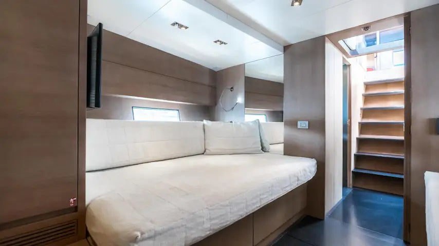 vacation yacht charter St Tropez France