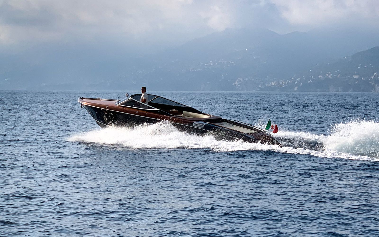 weekend yacht charter Sardinia