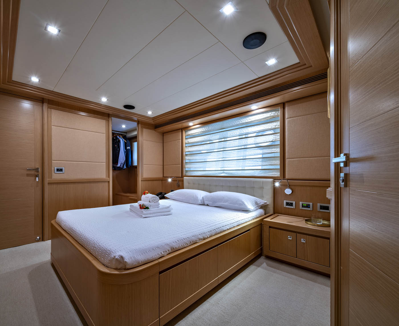 how much are yacht charters in French Riviera