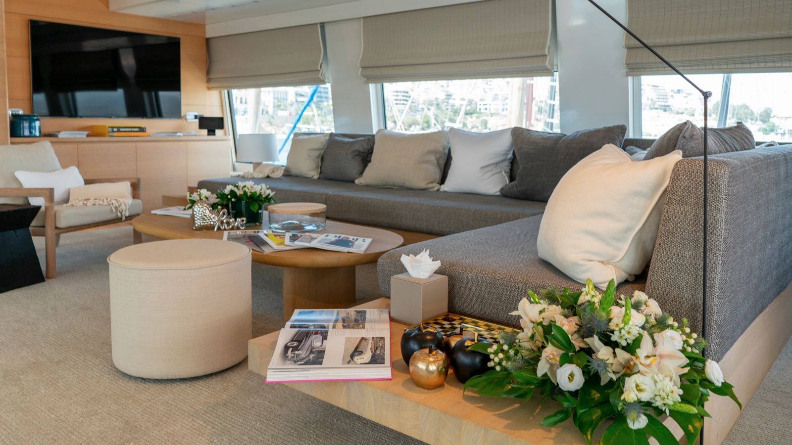 M/Y ZIA Superyacht Hire Cannes