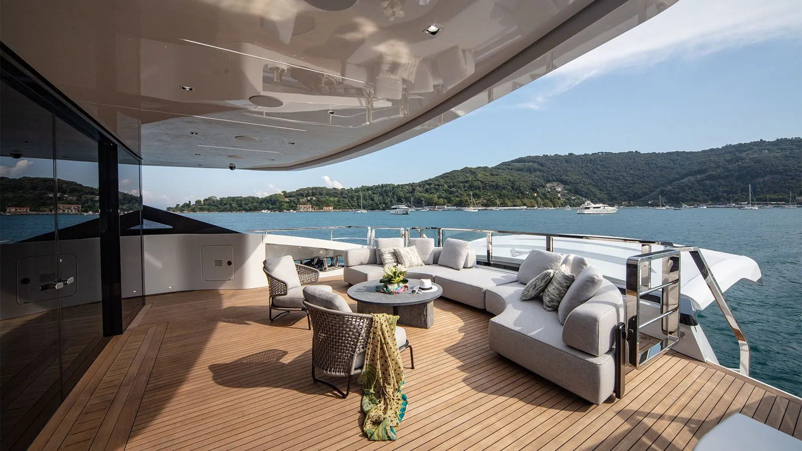 vacation yacht charter Cannes France